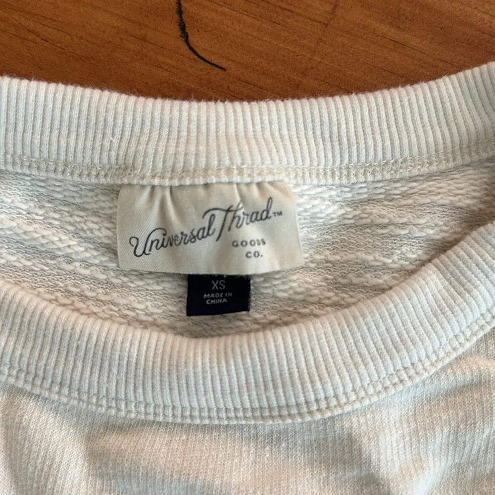 Cream Sweatshirt Universal Thread - Picture 3 of 4